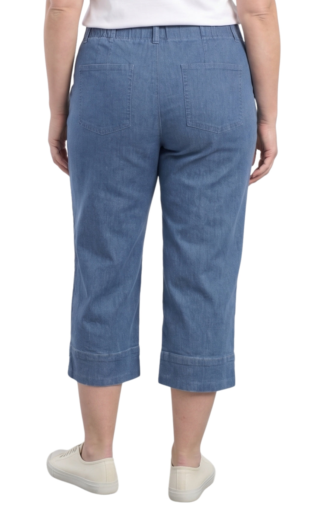 Women’s Lightweight Straight Leg Casual Denim Capri Pants in Cotton Blend Fabric 3