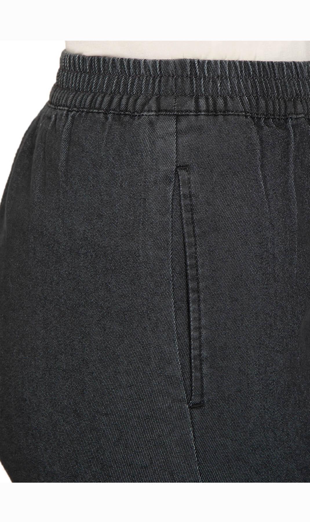 Women's Easy Pull on Bermuda Shorts in Denim and Twill 32